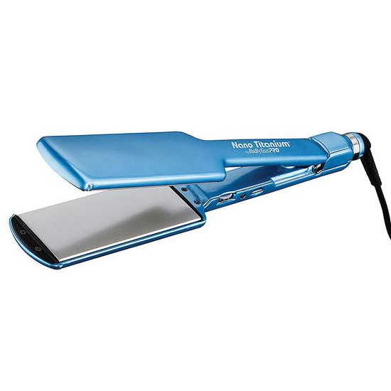 Foto do Produto Prancha BaBylissPRO Nano Titanium BNT4074TUZ Bivolt