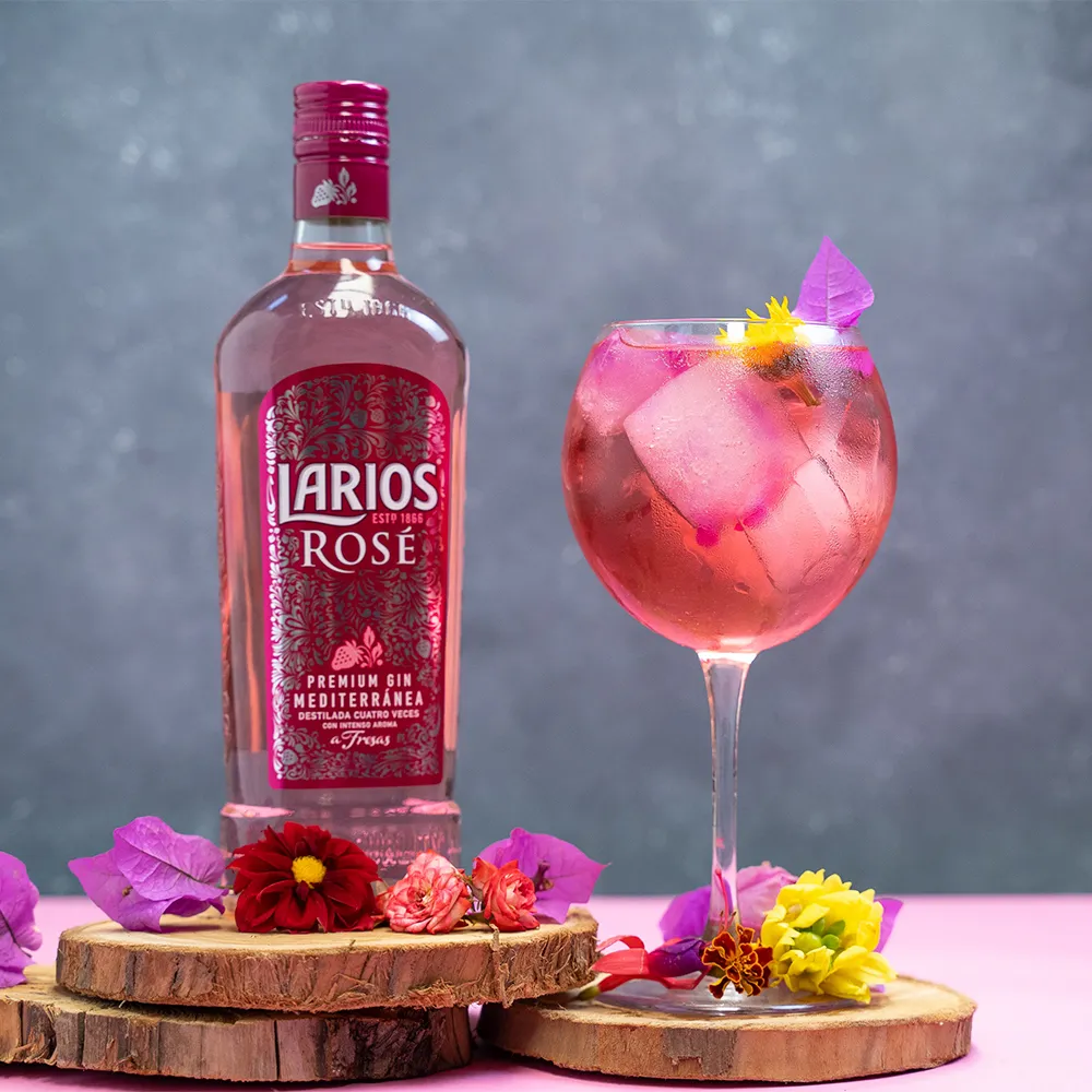 Foto do Produto LARIOS GIN ROSE 700ML CON 37.5% ALC